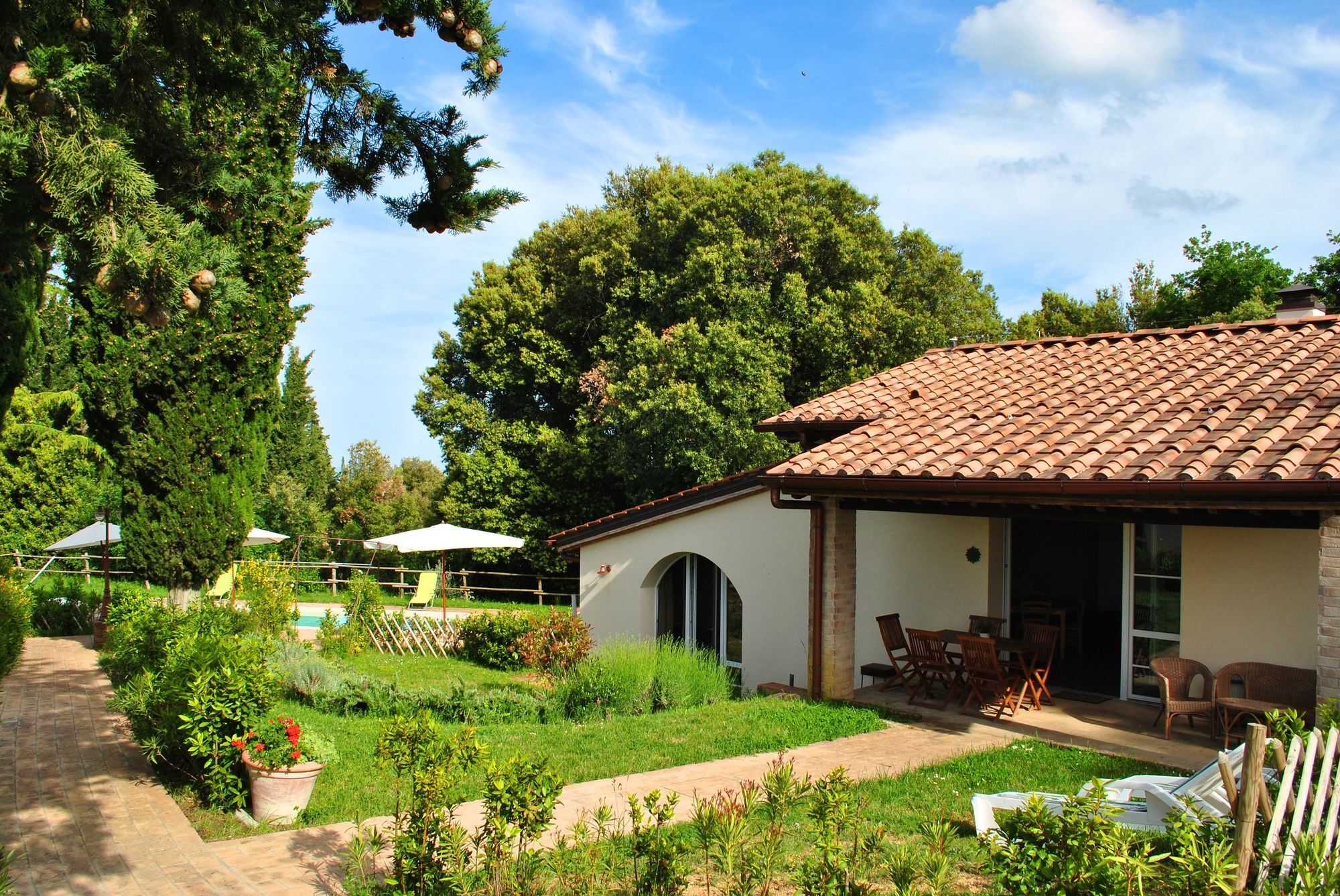 Borgo Le Colline Luxury Agriturismo In Tuscany Gambassi Terme Εξωτερικό φωτογραφία